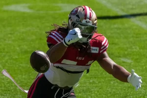 49ers linebacker Fred Warner