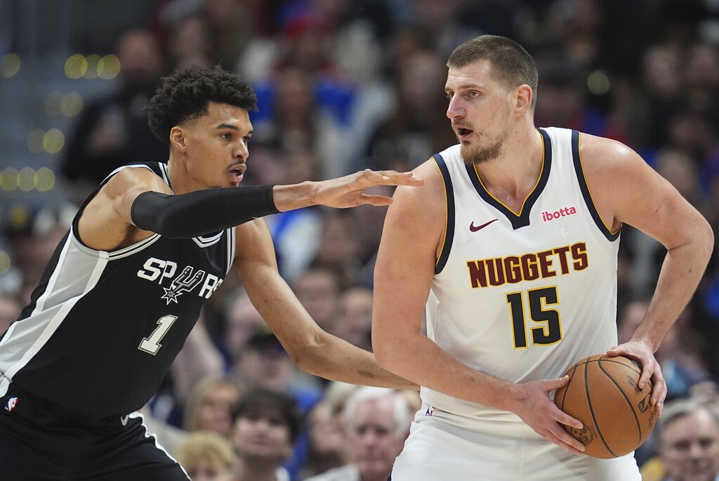 Spurs Nuggets Basketball
