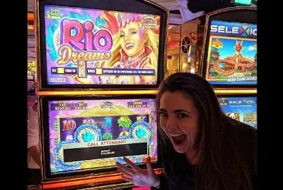 lady luck hq youtube thumbnail